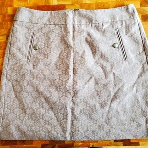 Like new Ann Taylor Loft skirt, size 8